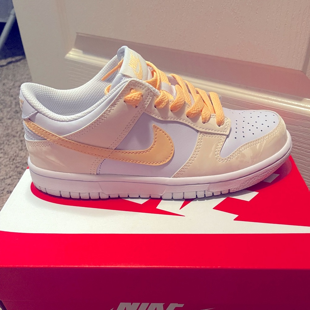 Dunk Low size 5Y